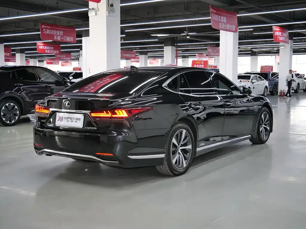 Lexus LS 2021 из CN, фото 7