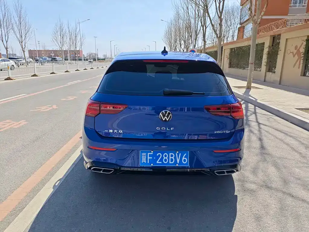 Volkswagen Golf 2021 из CN, фото 4