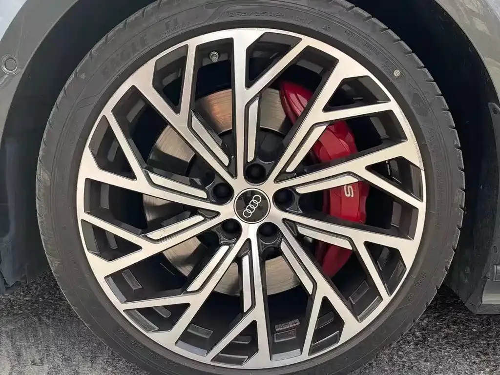 Audi S8 2021 из CN, фото 10