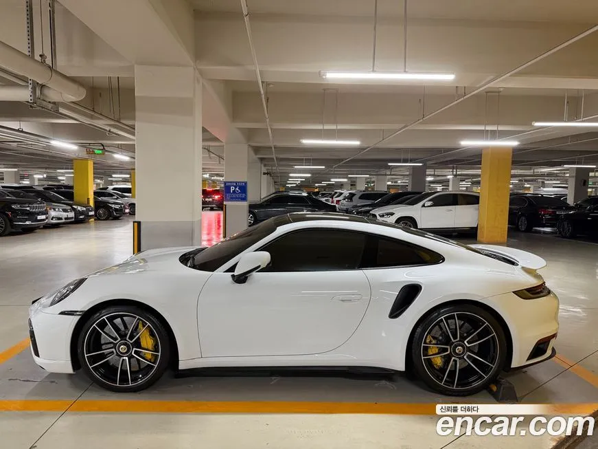 Porsche 911 2021 из KR, фото 9