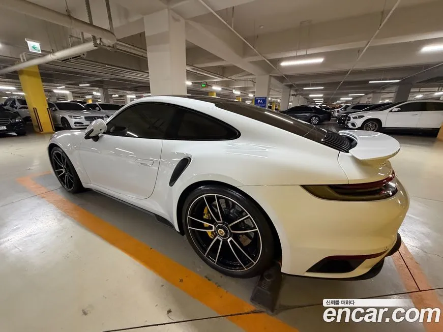 Porsche 911 2021 из KR, фото 10