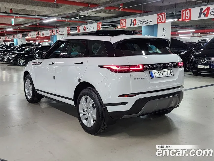 Land Rover Range Rover Evoque — фото 8