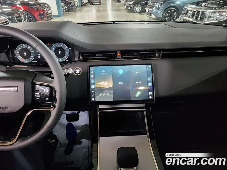 Land Rover Range Rover Evoque — фото 10