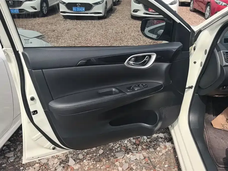 Nissan Sylphy 2023 из CN, фото 8
