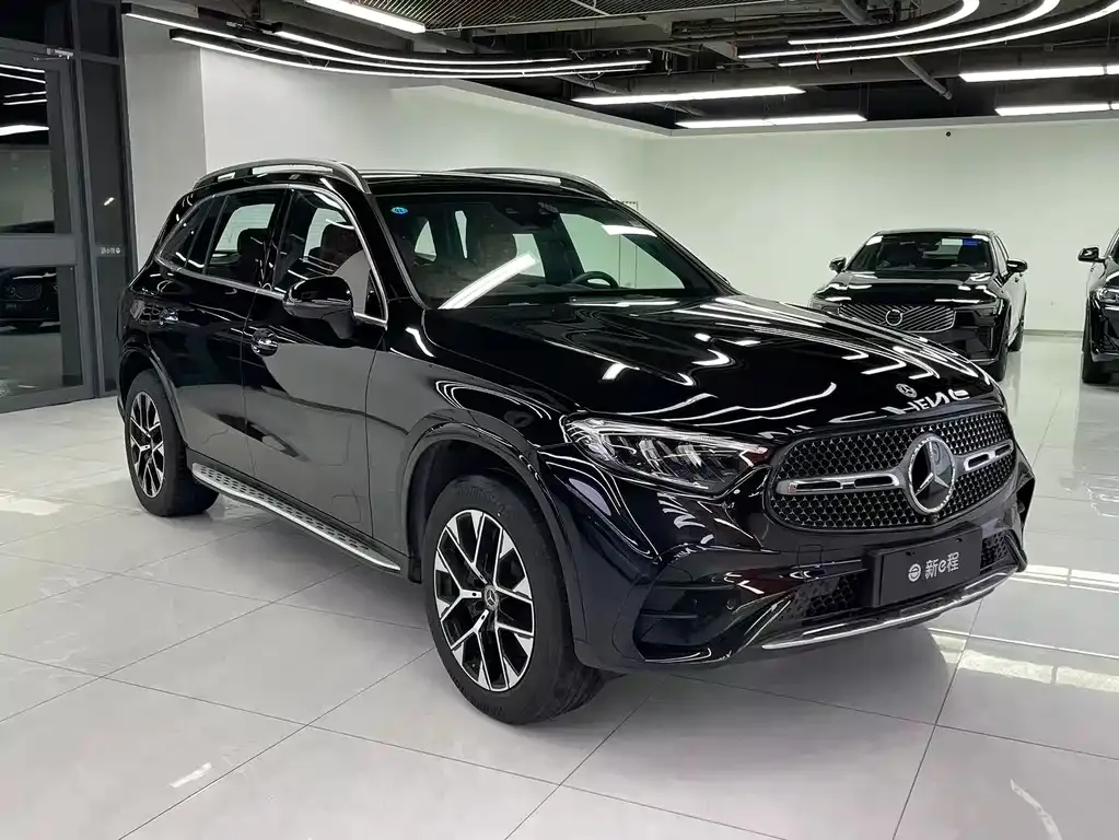 Mercedes-Benz GLC PHEV — фото 3