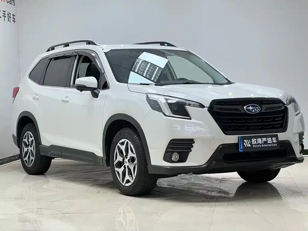 Subaru Forester — фото 5