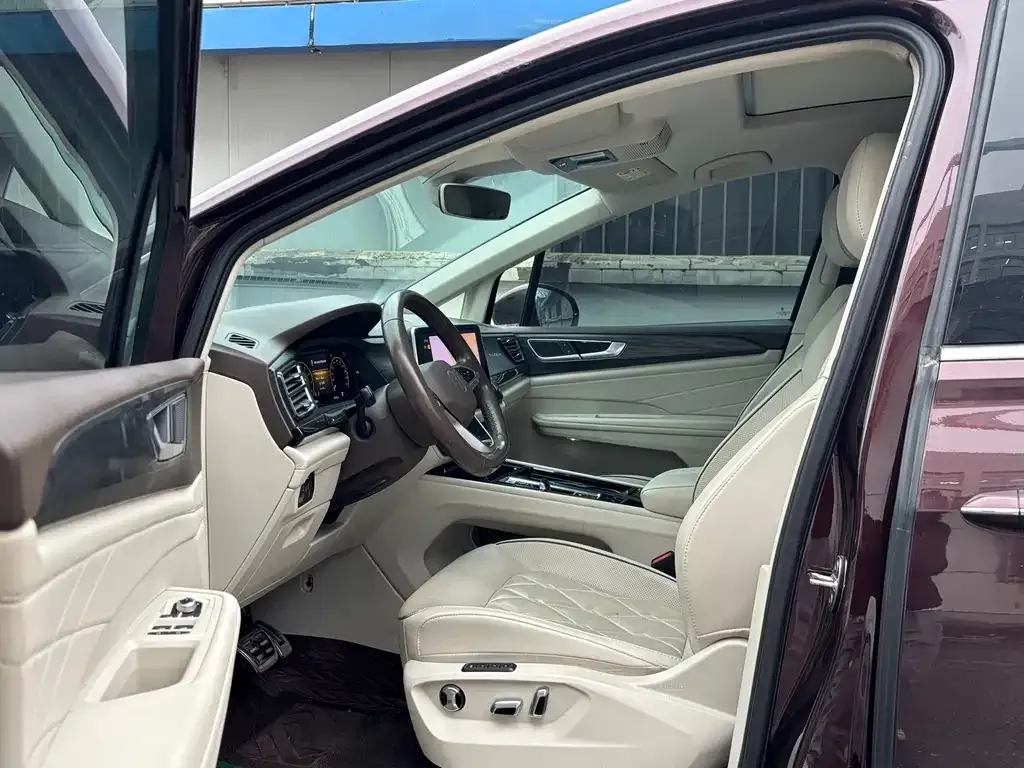 Volkswagen Viloran 2022 из CN, фото 10