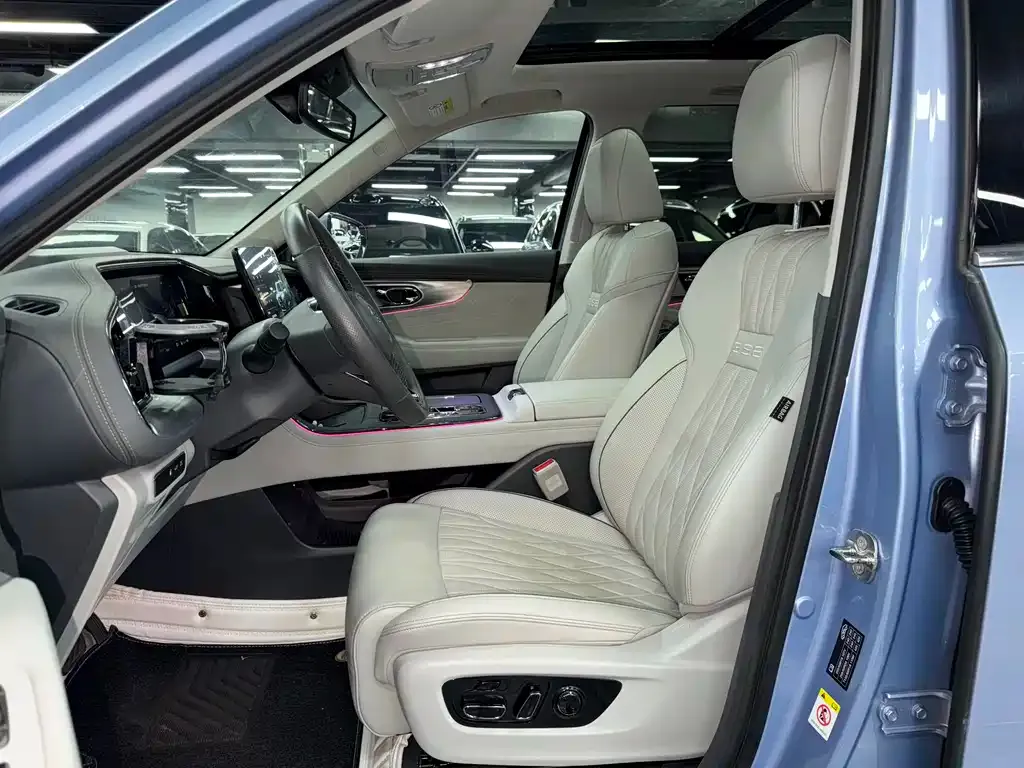 GAC Motor Trumpchi GS8 — фото 9