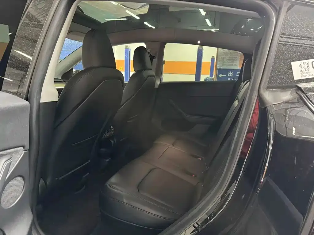 Tesla Model Y 2023 из CN, фото 7