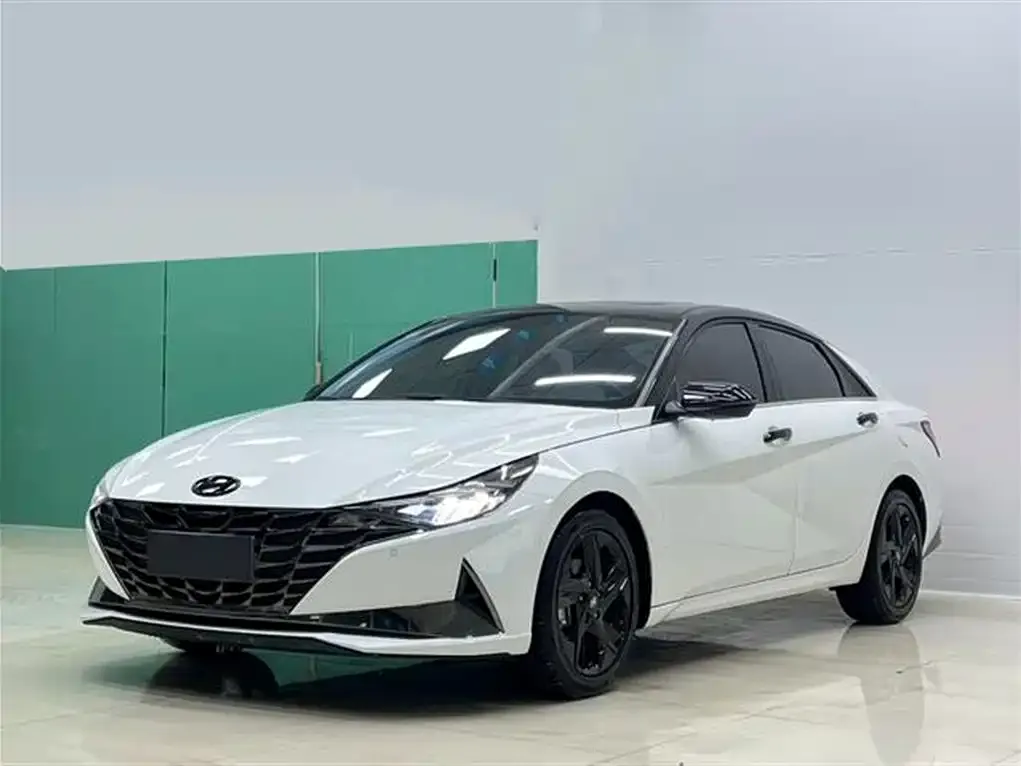 Hyundai Elantra 2022 из CN, фото 1