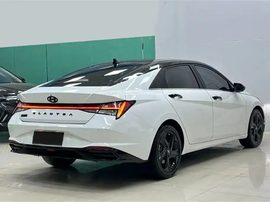 Hyundai Elantra 2022 из CN, фото 7