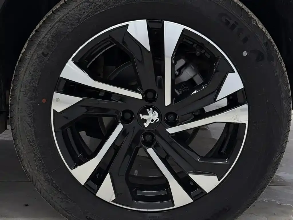 Peugeot 2008 2022 из CN, фото 2