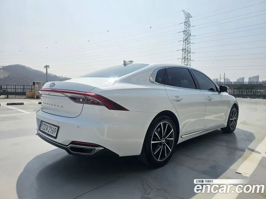Hyundai Grandeur 2022 из KR, фото 3