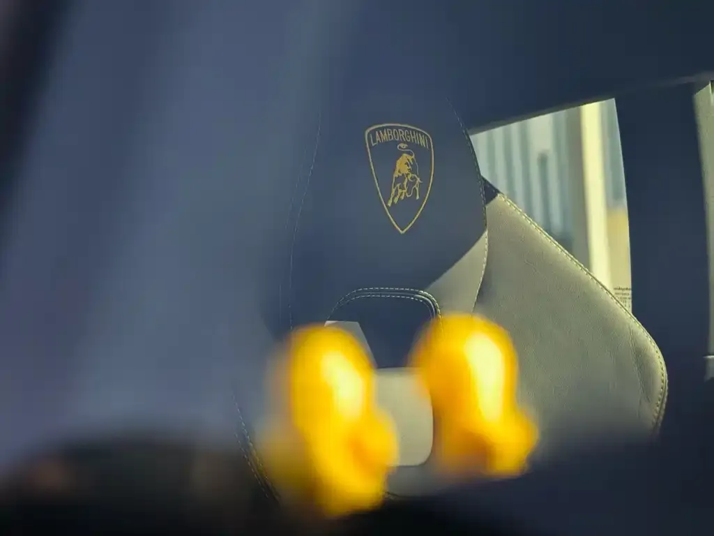 Lamborghini Huracan 2023 из CN, фото 8