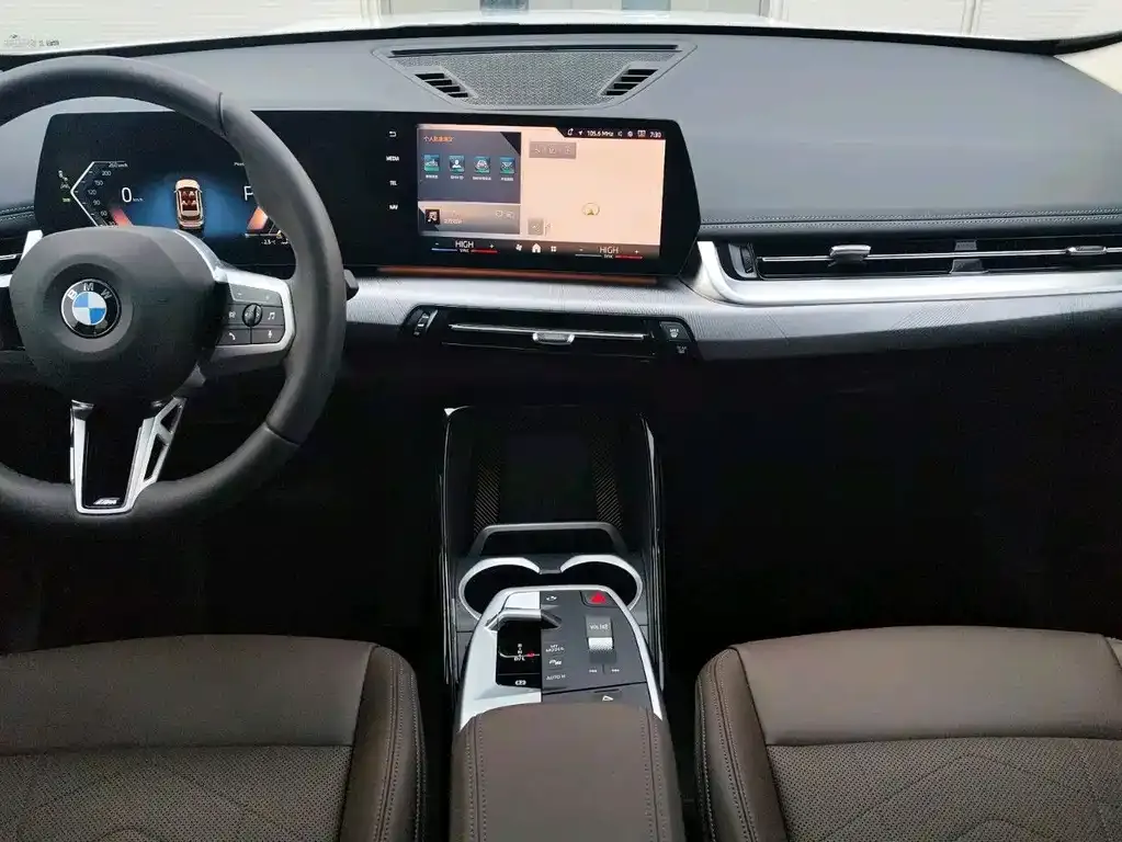 BMW X1 2025 из CN, фото 8