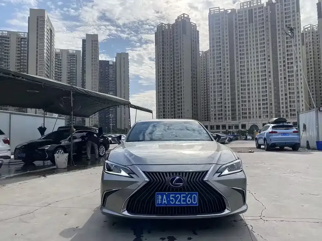 Lexus ES 2021 из CN, фото 1