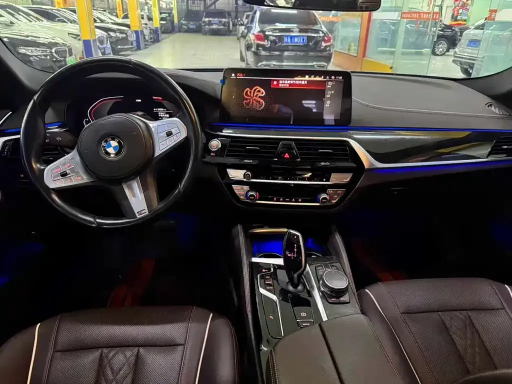 BMW 5 Series — фото 2
