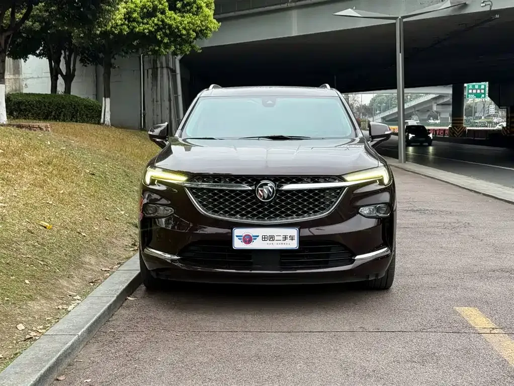 Buick Enclave — фото 6