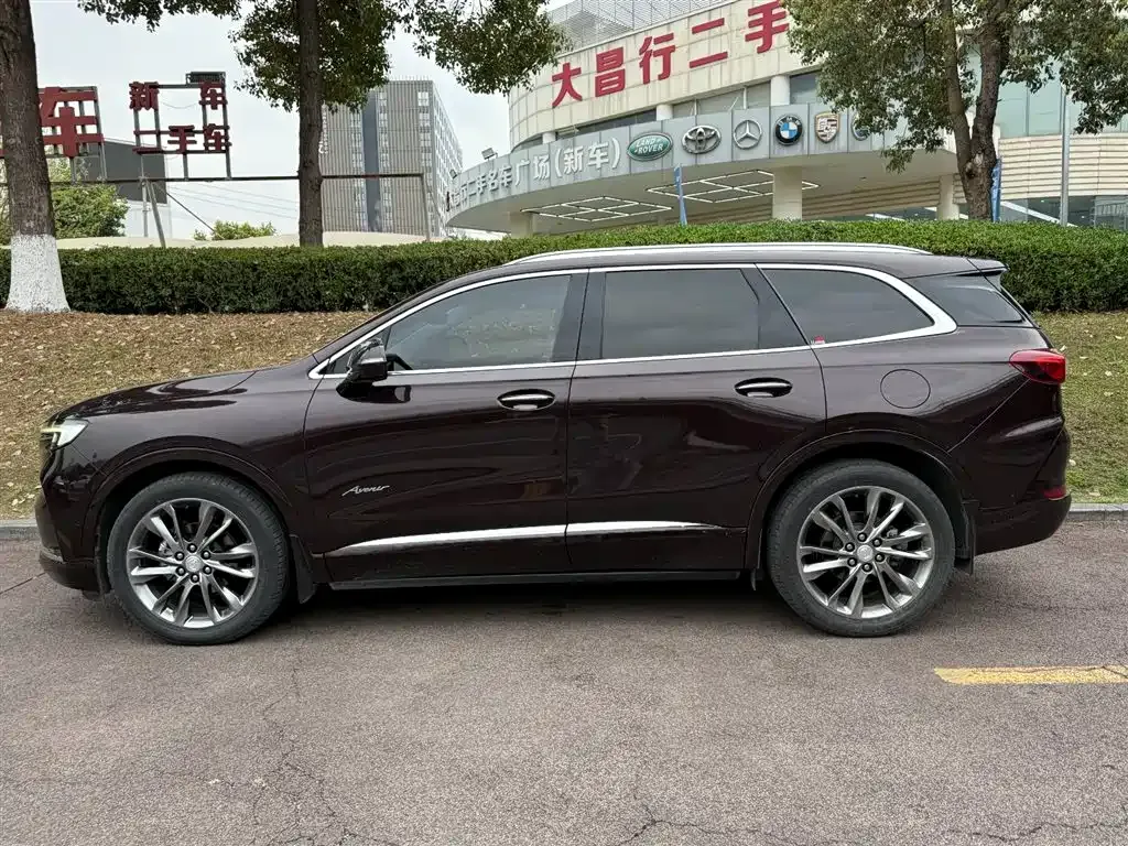 Buick Enclave — фото 7