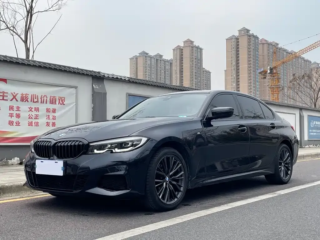 BMW 3 Series — фото 1