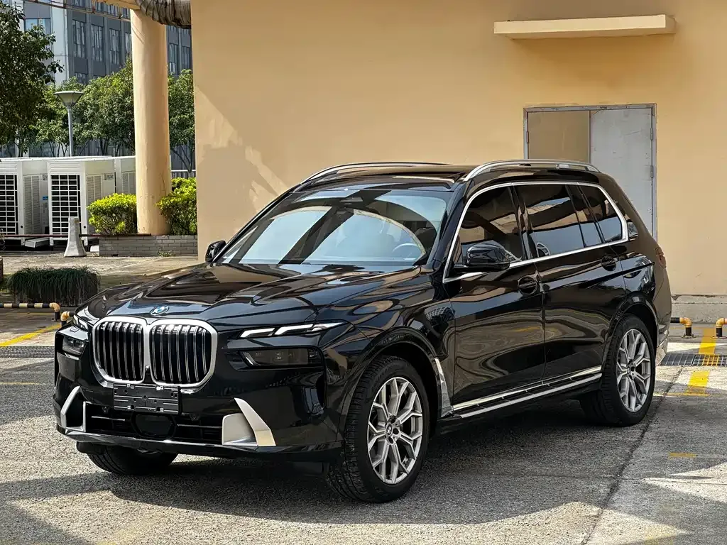 BMW X7 2024 из CN, фото 1