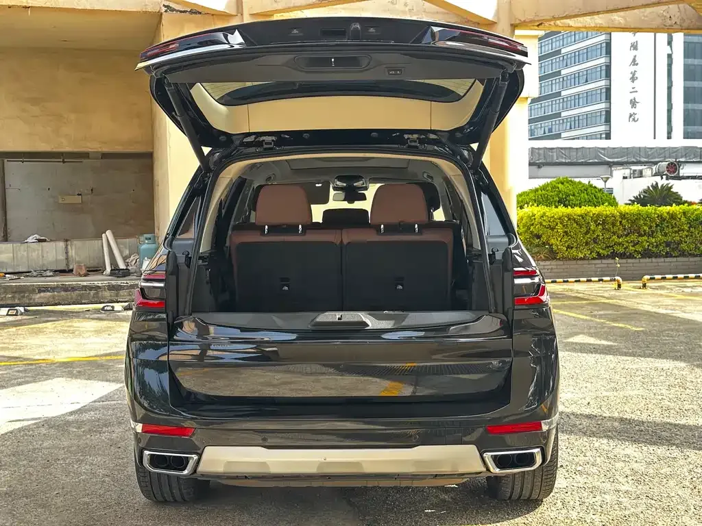 BMW X7 2024 из CN, фото 3