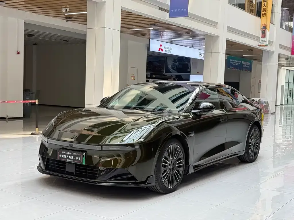 Lynk & Co 10 EM-P