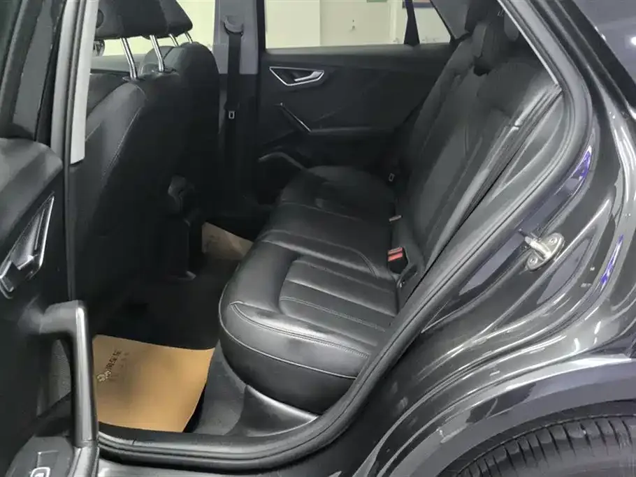 Audi Q2L 2023 из CN, фото 7