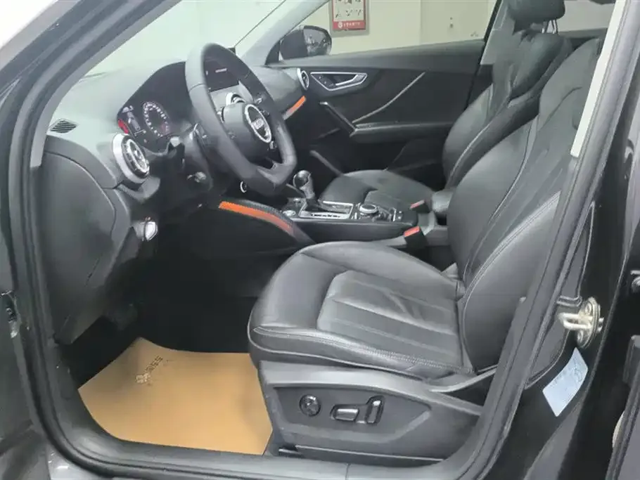 Audi Q2L 2023 из CN, фото 8