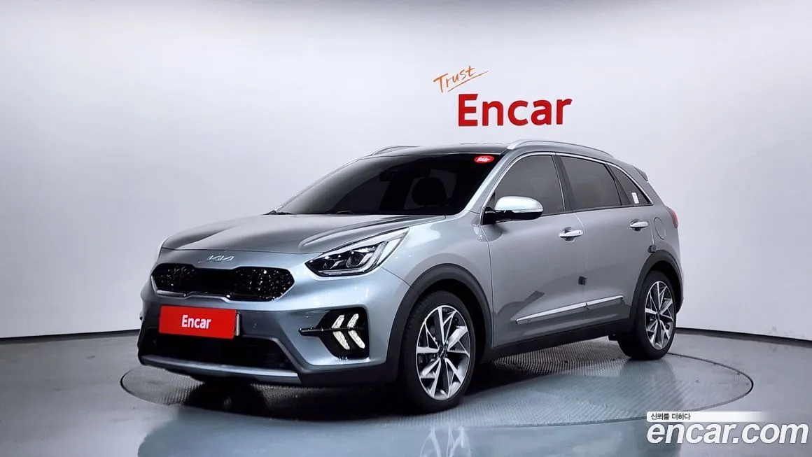 Kia Niro — фото 1