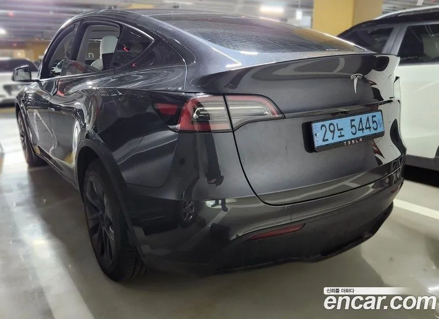 Tesla Model Y — фото 2