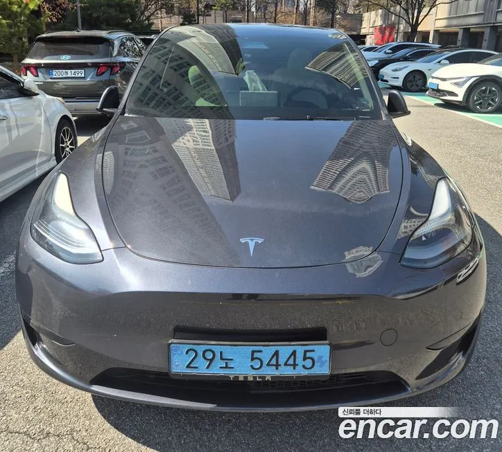 Tesla Model Y — фото 4
