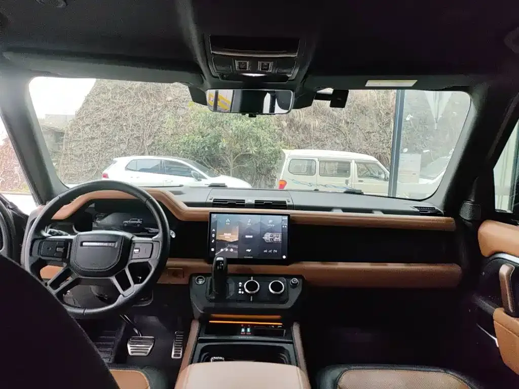 Land Rover Defender — фото 4