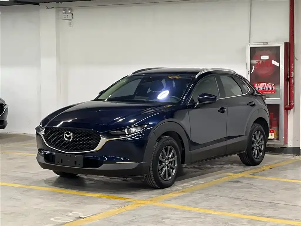 Mazda CX-30 — фото 1