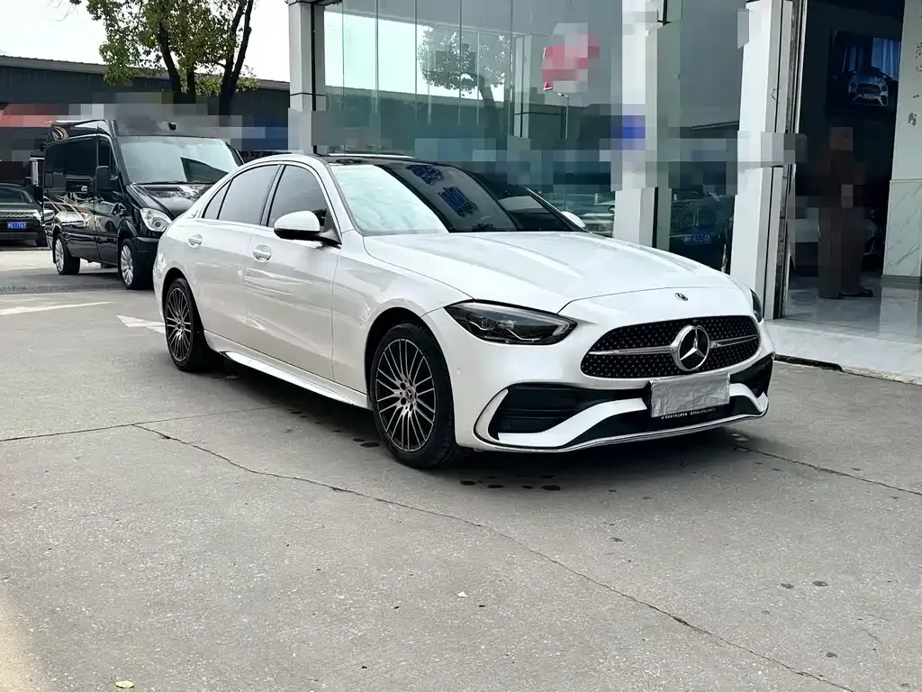 Mercedes-Benz C-Class — фото 10