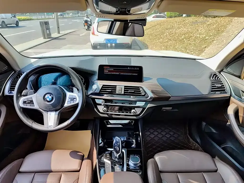 BMW X3 — фото 2