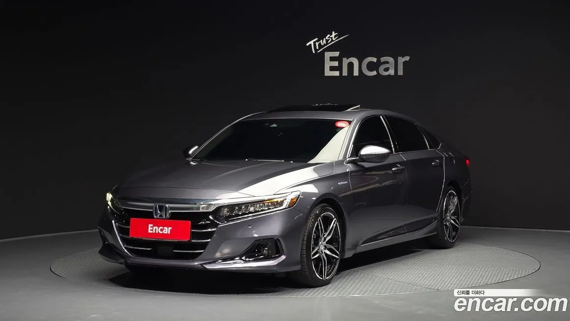Honda Accord — фото 1