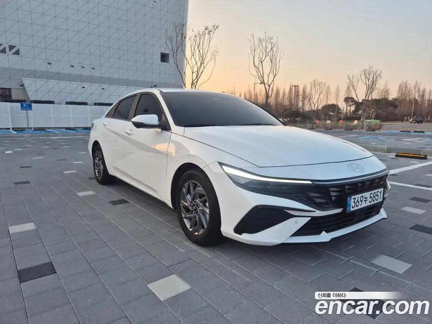 Hyundai AVANTE — фото 3