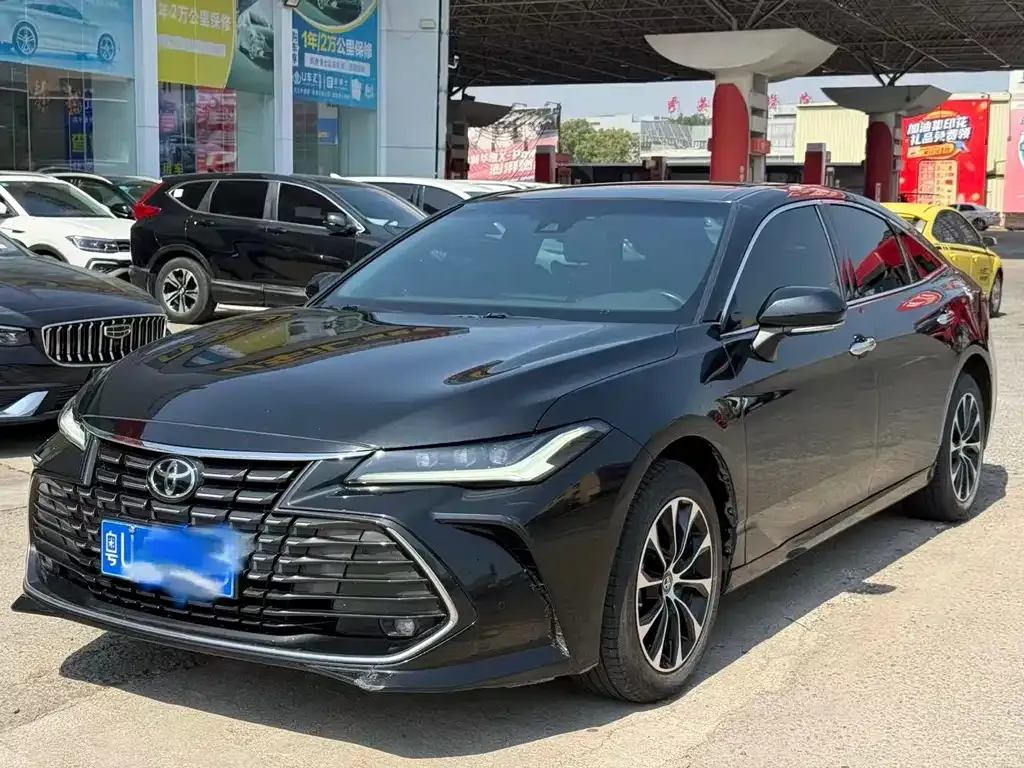 Toyota Avalon 2022 из CN, фото 1