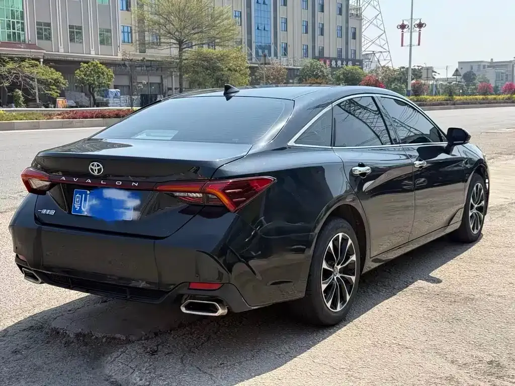 Toyota Avalon 2022 из CN, фото 5