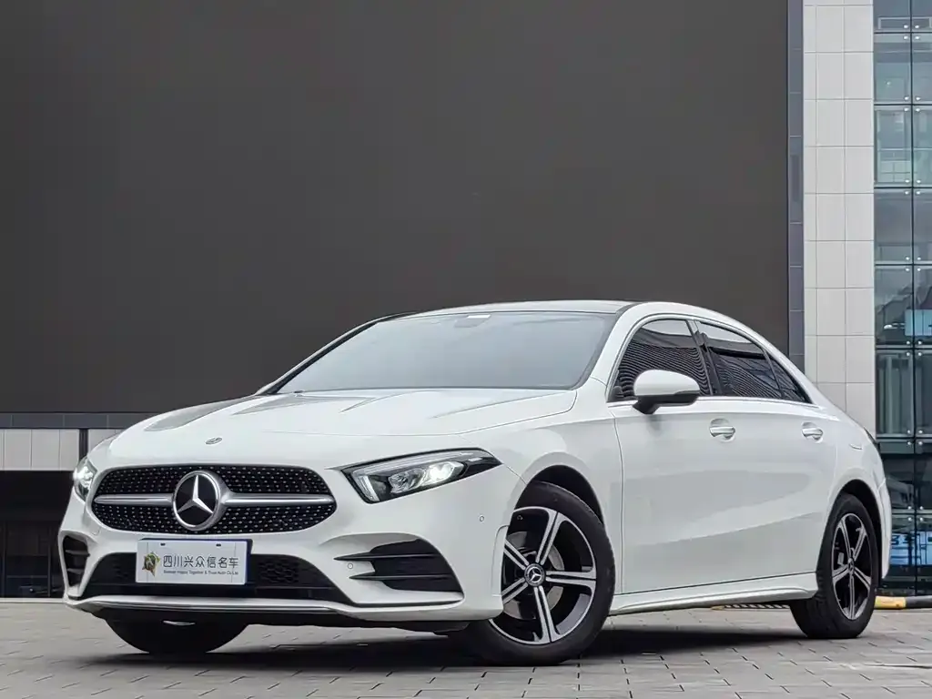 Mercedes-Benz A-Class — фото 1