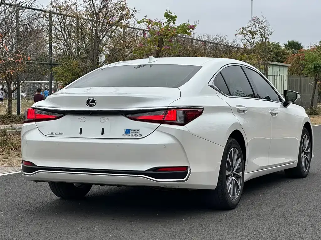 Lexus ES 2023 из CN, фото 10