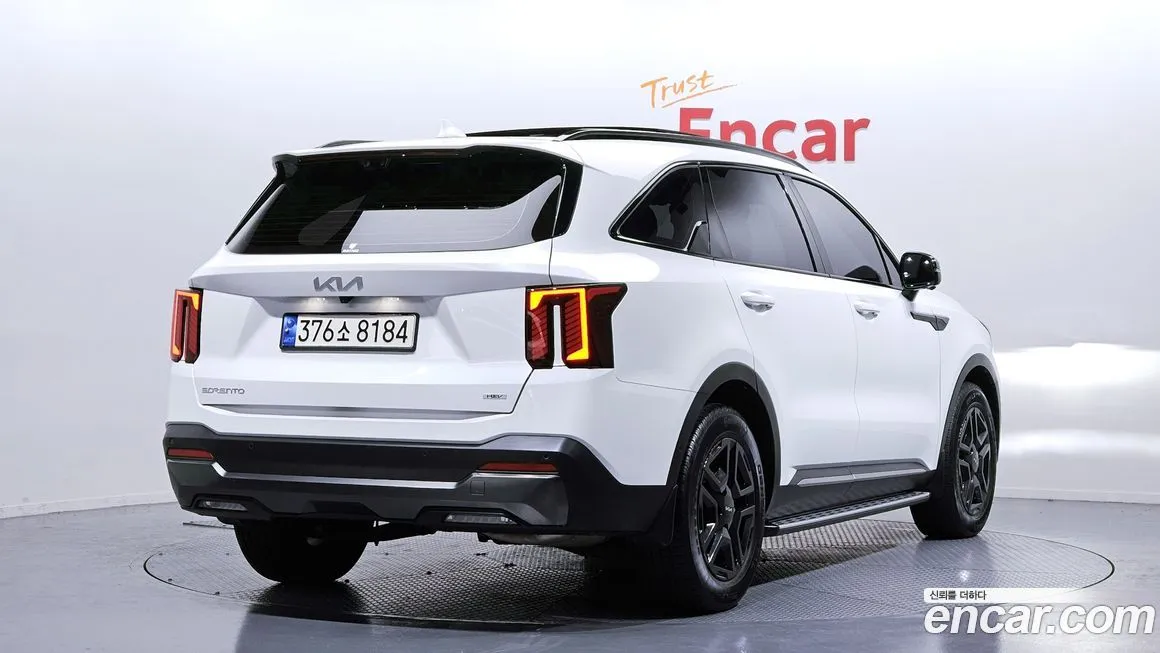 Kia Sorento — фото 9