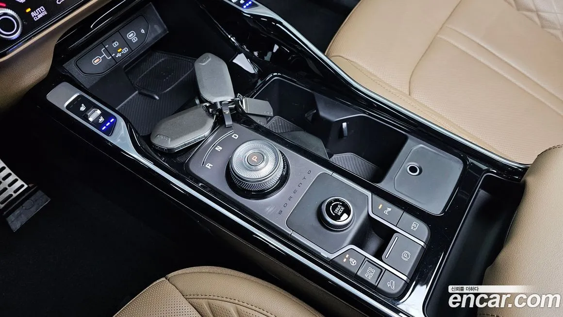 Kia Sorento — фото 5