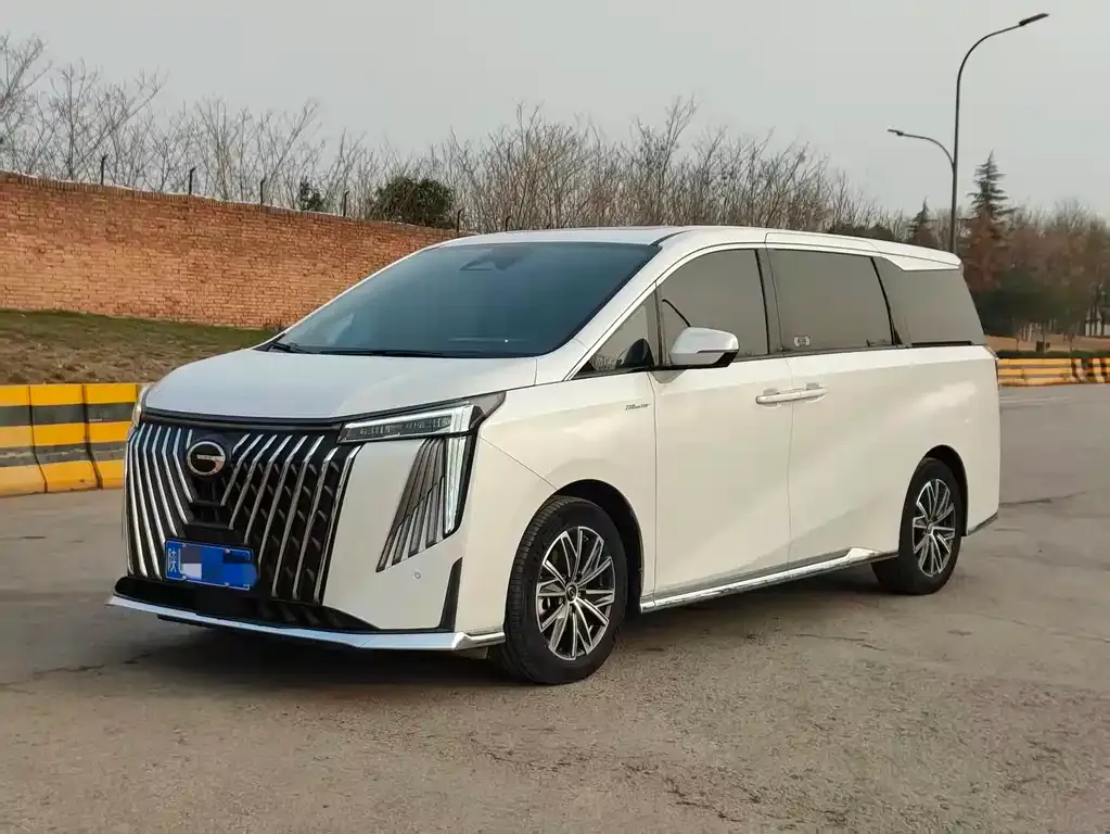 GAC Motor Trumpchi M8 — фото 1