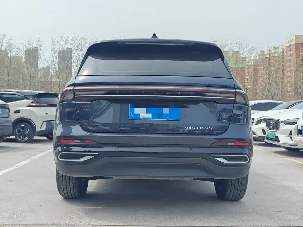 Lincoln Nautilus 2023 из CN, фото 3