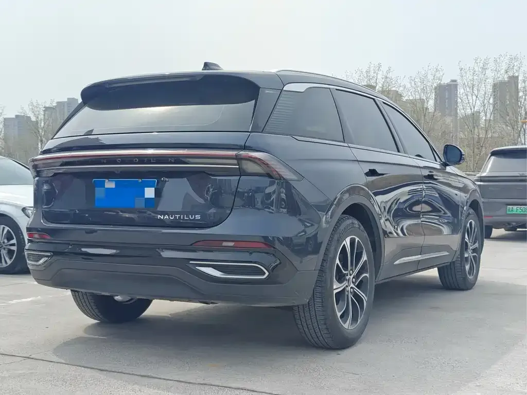 Lincoln Nautilus 2023 из CN, фото 7
