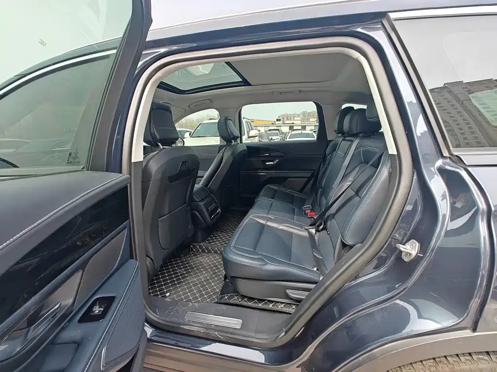 Lincoln Nautilus 2023 из CN, фото 4