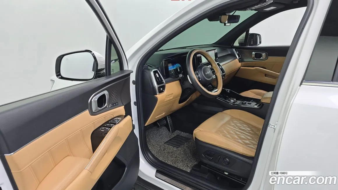 Kia Sorento — фото 7