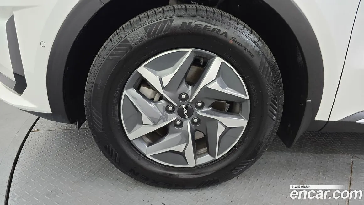 Kia Sorento — фото 10